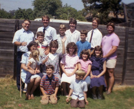 1986_08-my-family