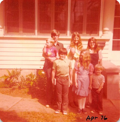 1976_04 Family